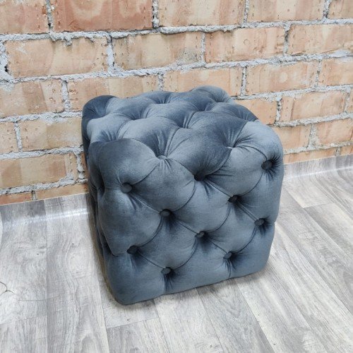 Poufs